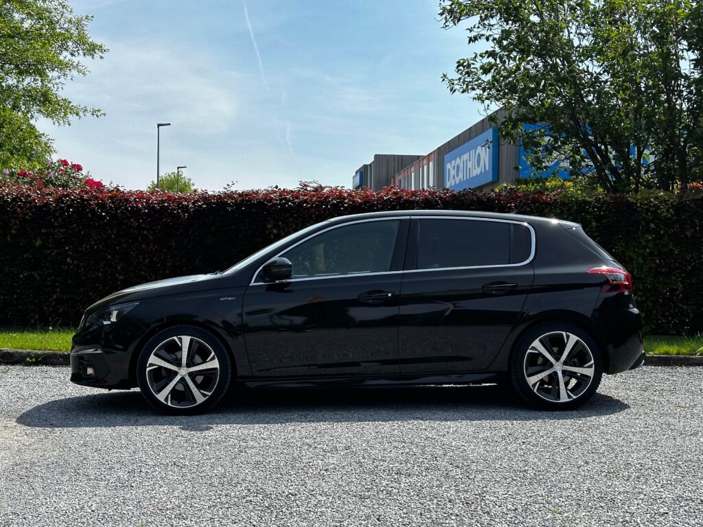 Peugeot 308 PureTech Sport