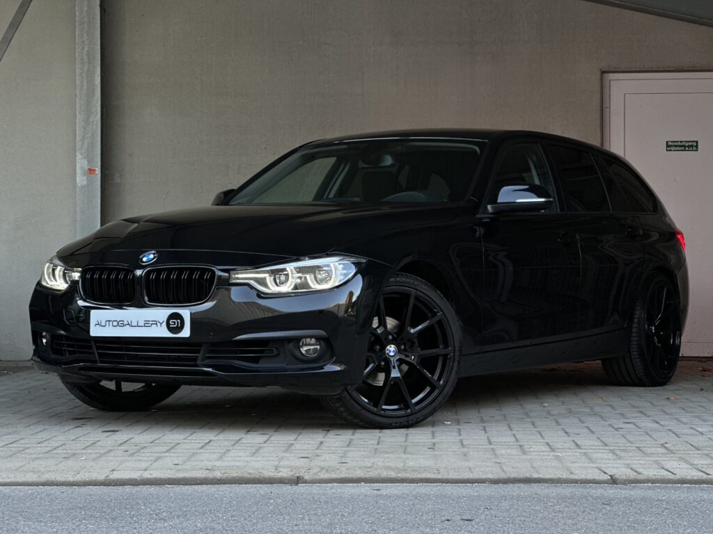 BMW 318 Touring